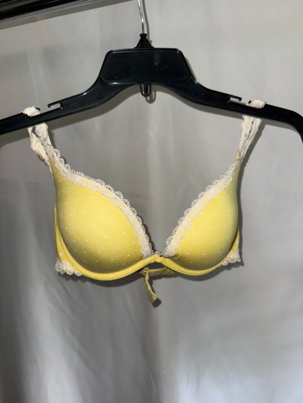 Victoria's Secret Yellow and White Push Up Bra 34 D